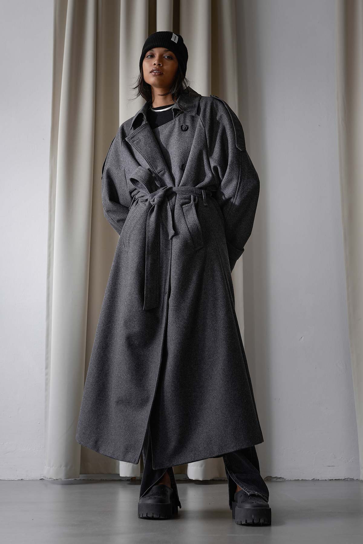 CADY Trench Coat Anthracite - black palms the label EN