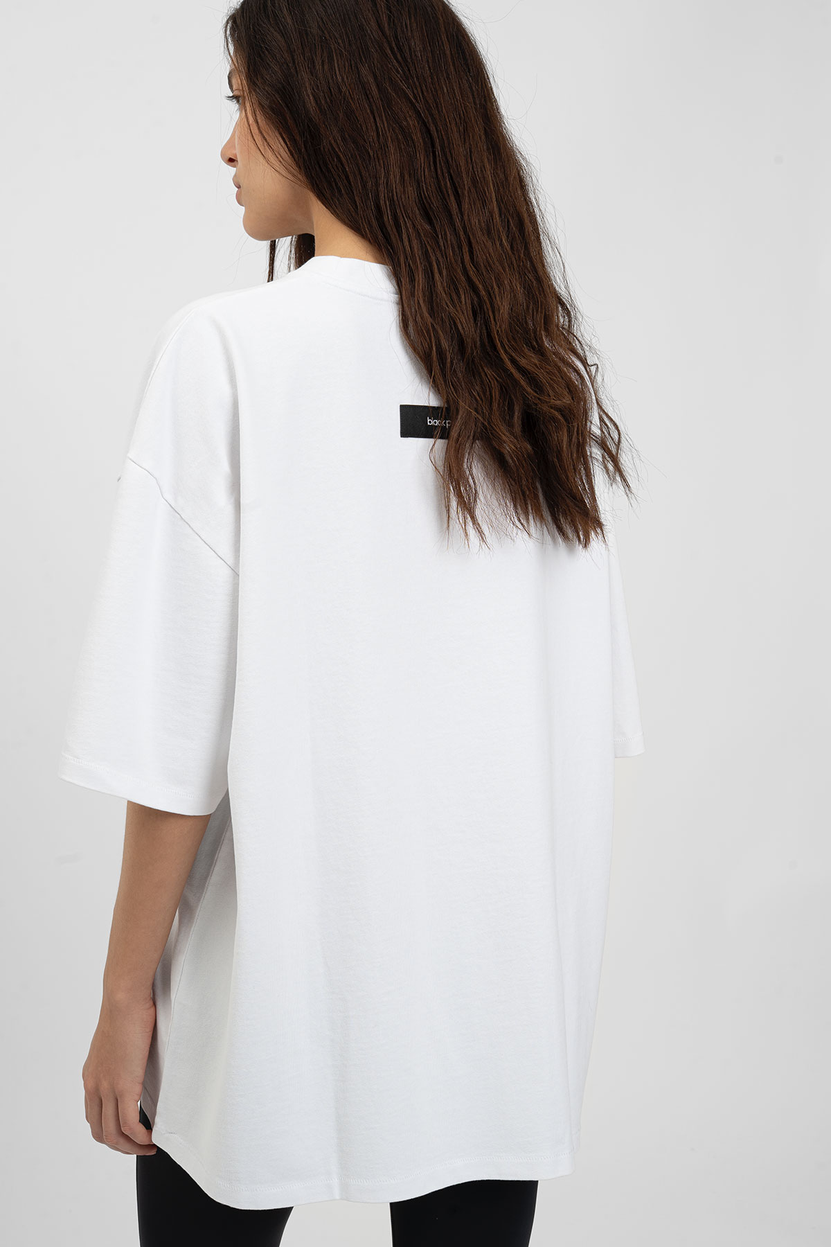 THE_MENU_ECom_bp_HEAVY_001_Tee_White_2