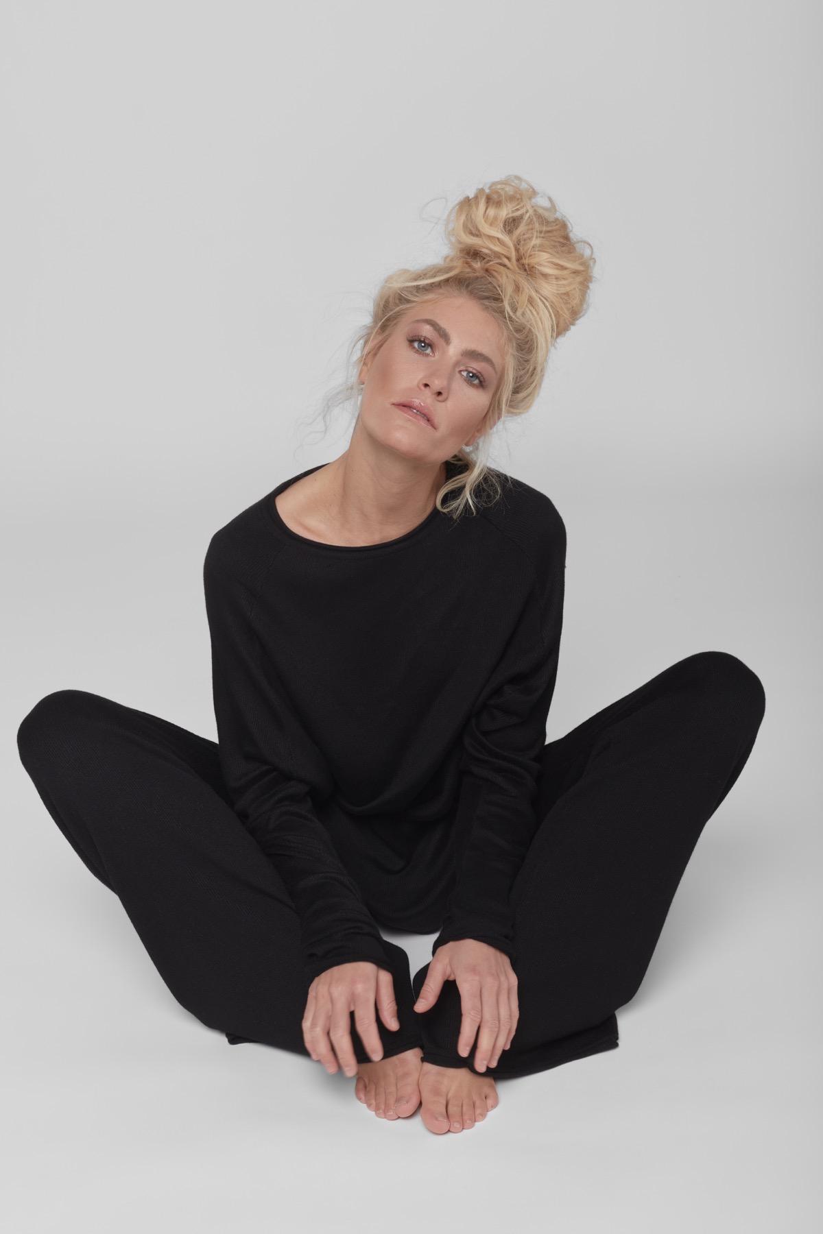 FILIPPA Flares Black