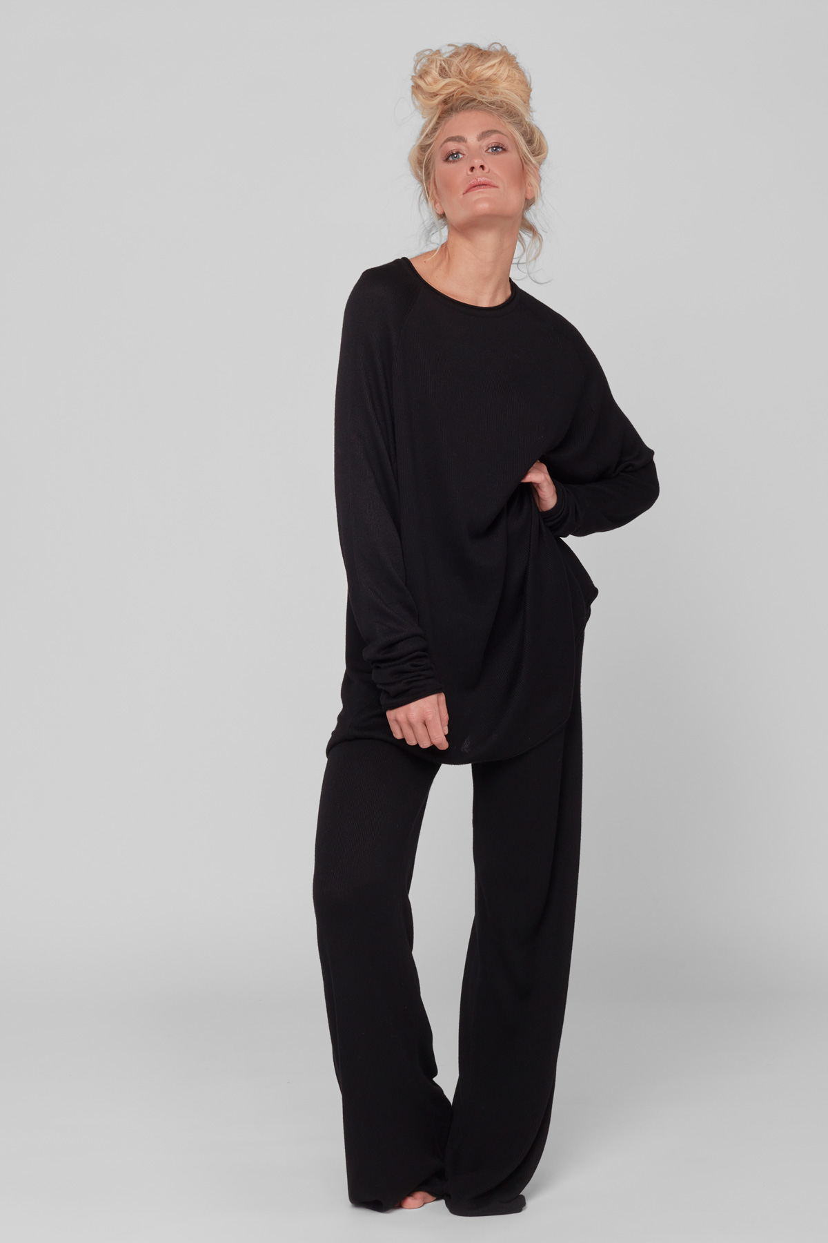 FILIPPA Flares Black