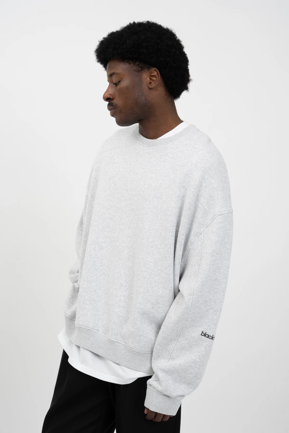 SS24_HONEY1_Sweater_Grey_4