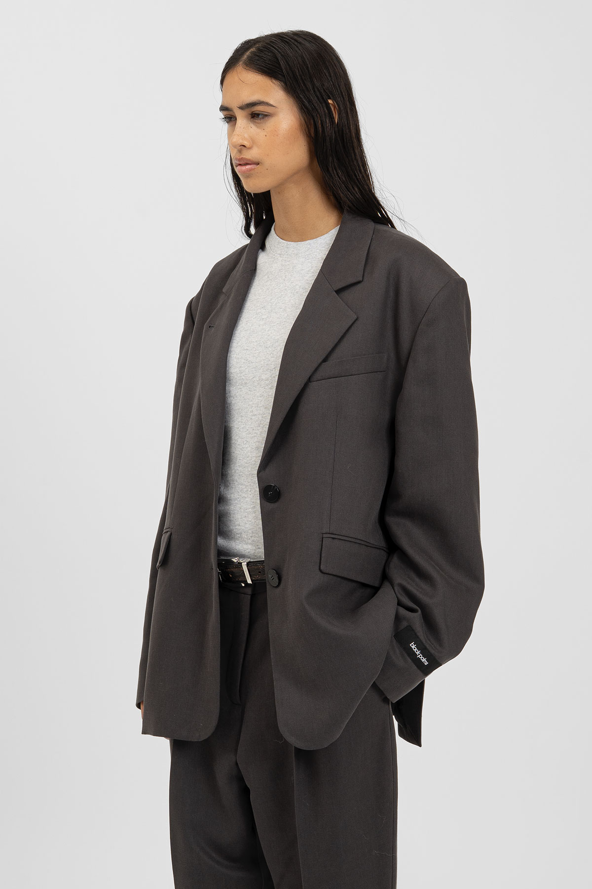 AW25_ECom_bp_BOBBY_2_Blazer_Anthracite_2
