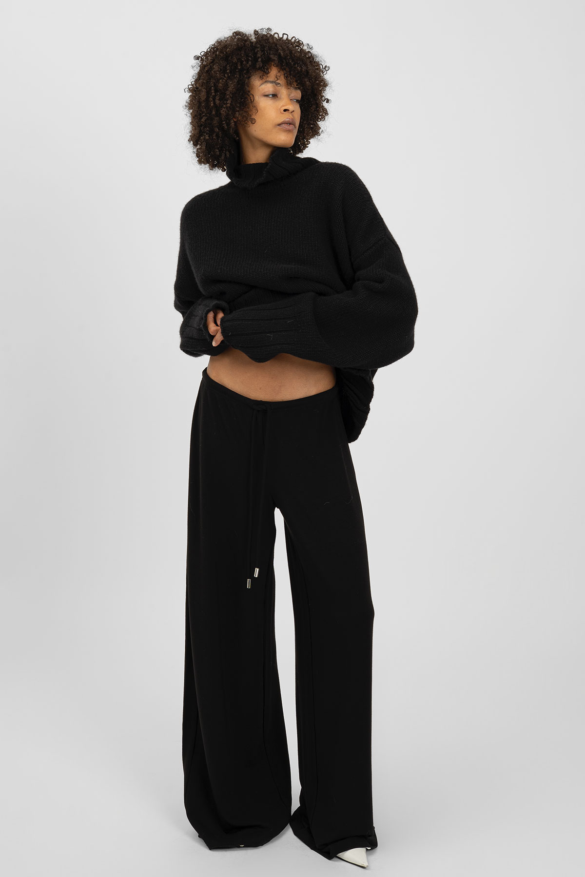 ZUSIE Flares Black